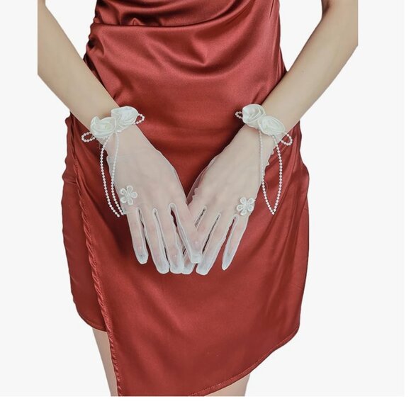 Satin Pears Gloves - Picture 2 of 6